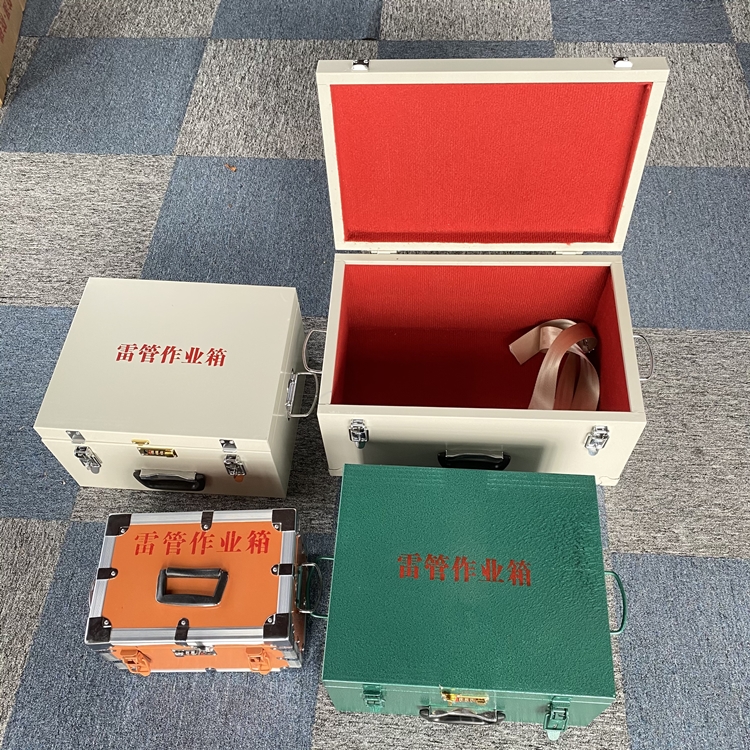 英德爆破工程作业箱如何选择？玻璃钢与传统材质的全面对比
